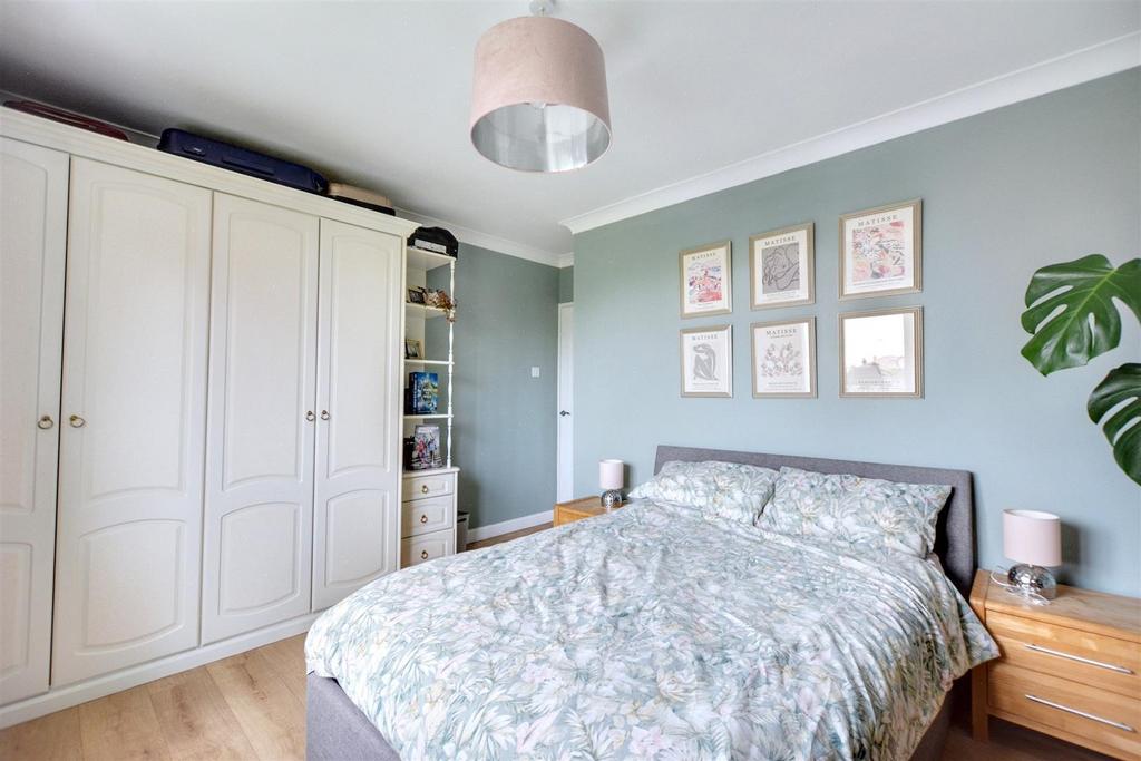 Bedroom 1 2.jpeg