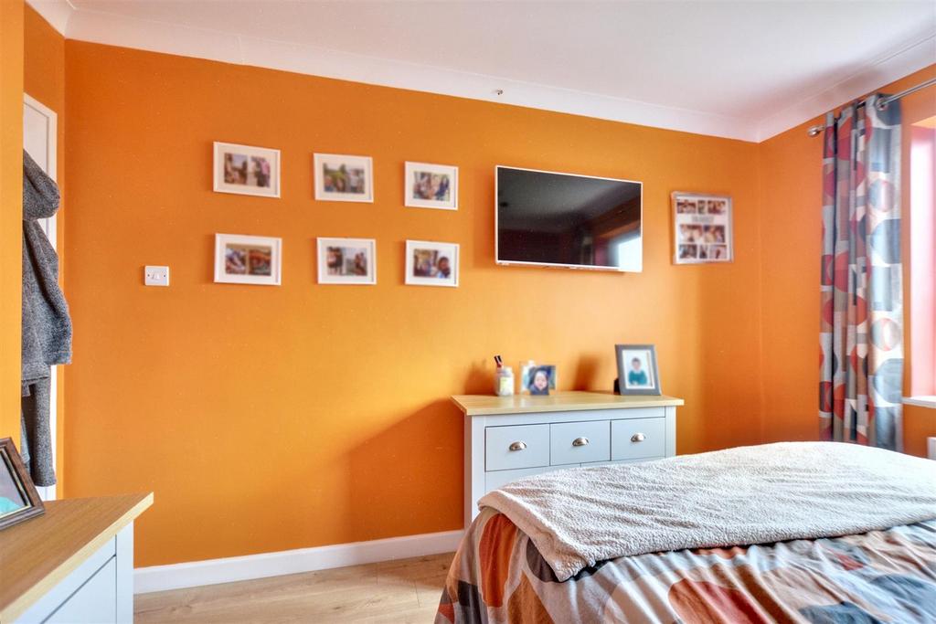 Bedroom 2 3.jpeg