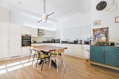 undefined, Glanville Way, Epsom
