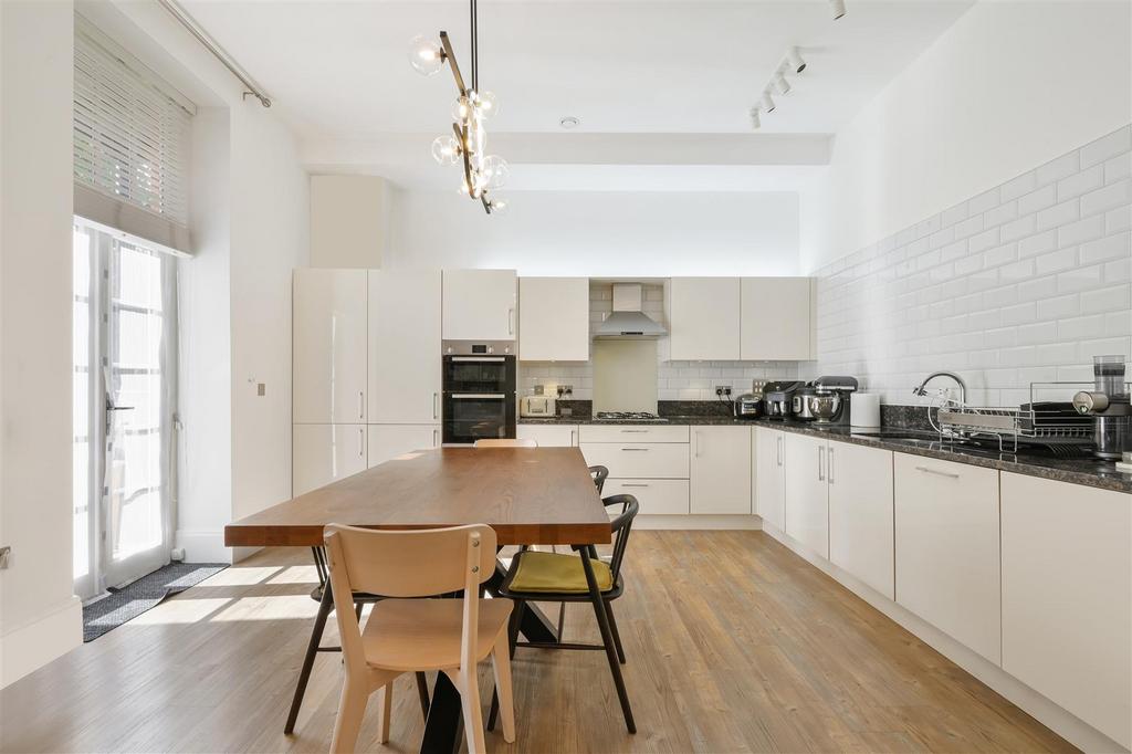 ASHFORD COURT (7).jpg