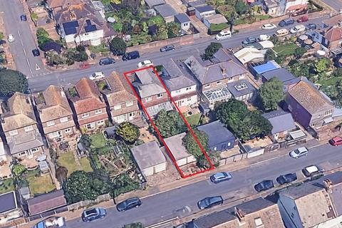 undefined, 7 Upwick Road, Eastbourne, East Sussex, BN20 8NA