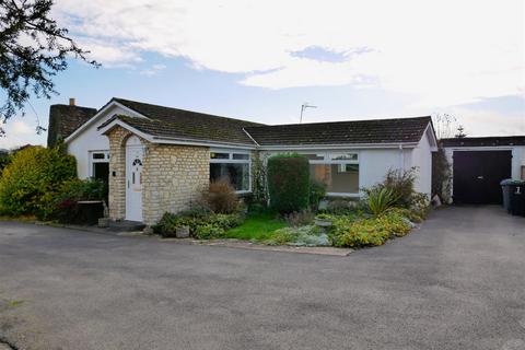 undefined, Avebury Close, Calne