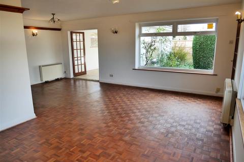 undefined, Avebury Close, Calne