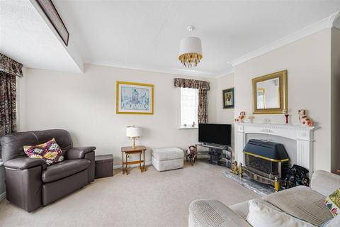 3 bedroom semi-detached bungalow for sale, Farm Close, Seaford