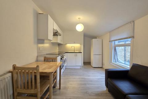 2 bedroom flat to rent, Asplins Road, London N17