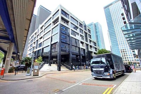 undefined, Admirals Way, London E14