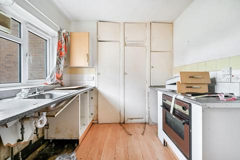 2 bedroom flat for sale, Paradise Road, London