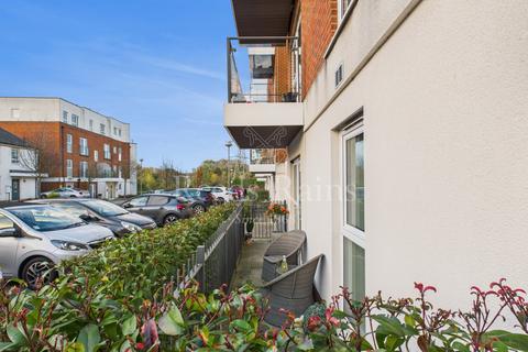 undefined, Alcock Crescent, Dartford DA1