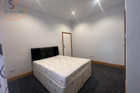 undefined, Room 1 Robinson Road, London