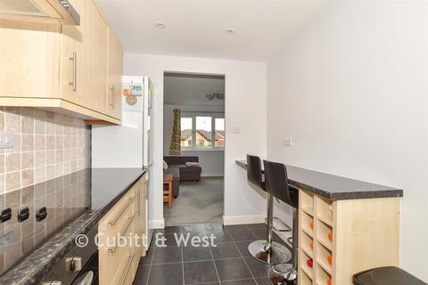 undefined, Camelot Close, Horsham RH13