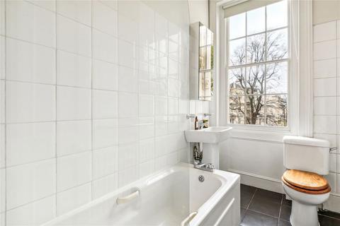 2 bedroom flat to rent, Kensington Park Gardens, London W11