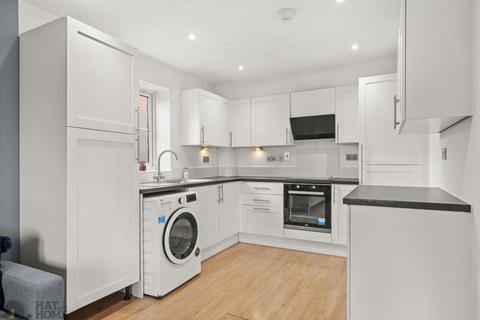 undefined, 29 High Street, Crowthorne, Berkshire, RG45 7AD