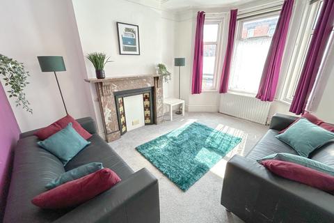 5 bedroom terraced house to rent, St. Denys Road, Southampton, SO17 2FQ