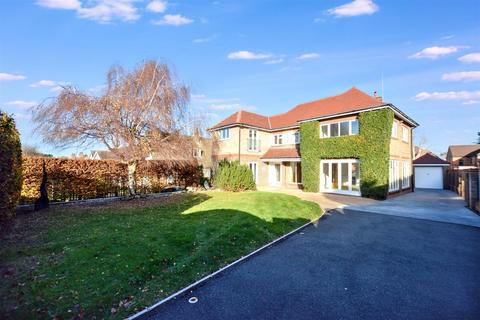 Bridle Road, Bramcote, Nottingham