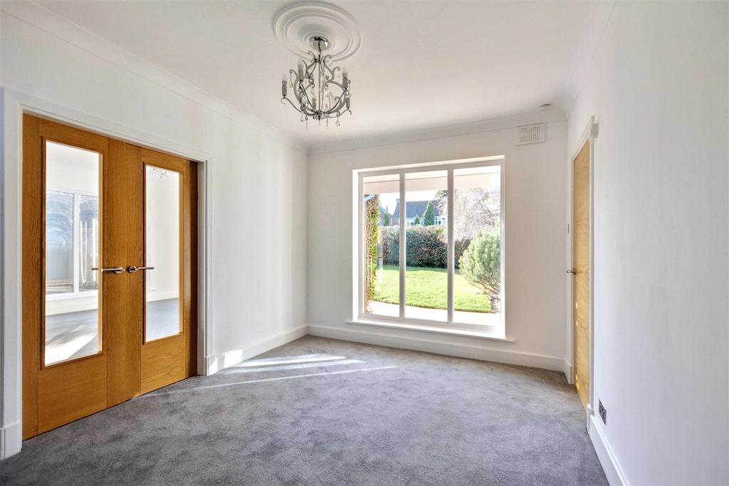 Sitting Room 2.jpeg
