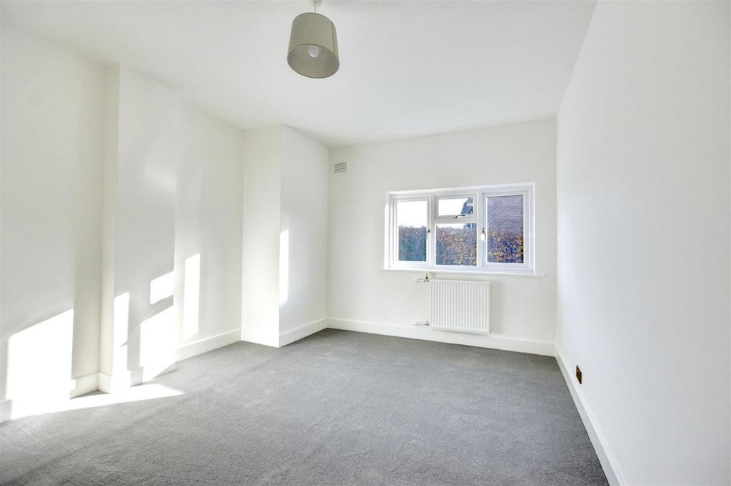 Bedroom 2 1.jpeg