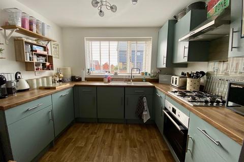 4 bedroom semi-detached house for sale, Doppler Road, Malvern