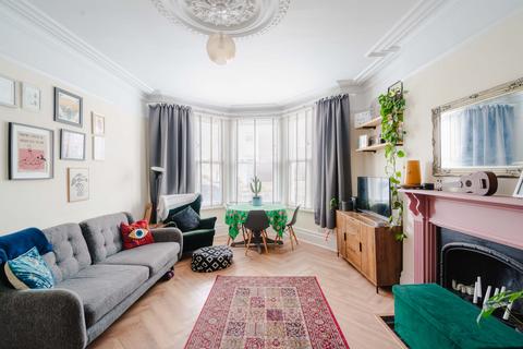 2 bedroom flat for sale, Southville, Bristol BS3