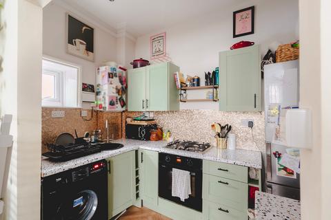 2 bedroom flat for sale, Southville, Bristol BS3