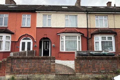 Coulton Avenue, Northfleet, Gravesend, DA11