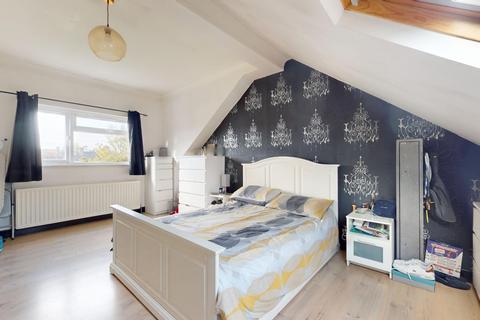 undefined, Coulton Avenue, Northfleet, Gravesend, DA11
