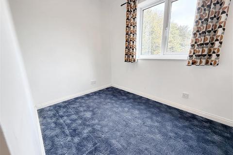 undefined, Sheppards Close, Newport Pagnell MK16