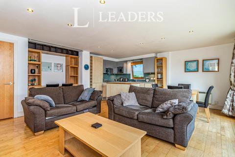 undefined, The Oaks Square, Epsom, KT19