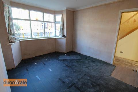 3 bedroom semi-detached house for sale, Derek Drive, Stoke-On-Trent ST1