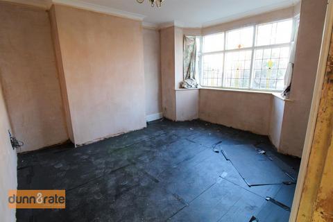 3 bedroom semi-detached house for sale, Derek Drive, Stoke-On-Trent ST1