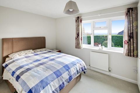 undefined, Dexter Drive, East Grinstead, RH19