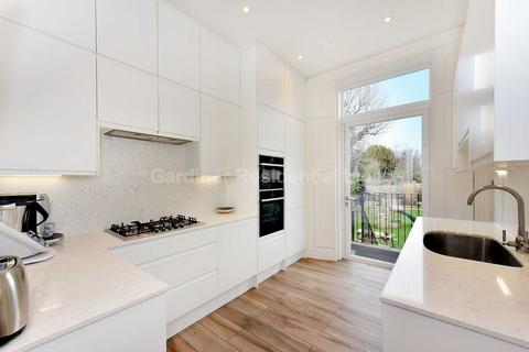 undefined, Castlebar Road, Ealing