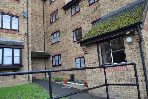 undefined, Bridge Road, Grays, RM17