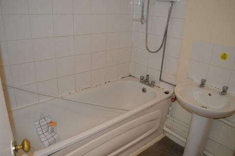 undefined, Bridge Road, Grays, RM17