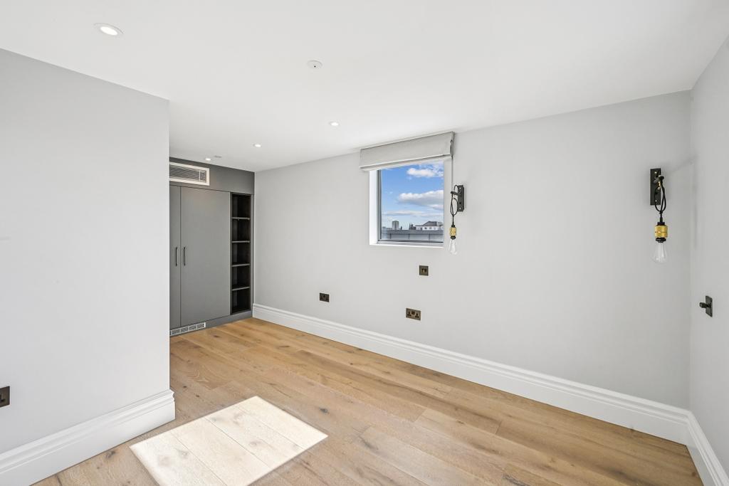 Penthouse Flat 5,...