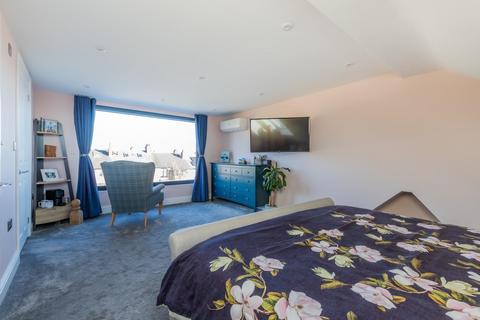 undefined, Pen-Y-Lan Terrace, Cardiff CF23