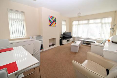 2 bedroom detached bungalow for sale, Farm Close, Seaford