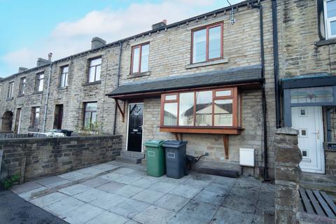 3 bedroom terraced house to rent, 546 Wakefield Road, Huddersfield, HD5