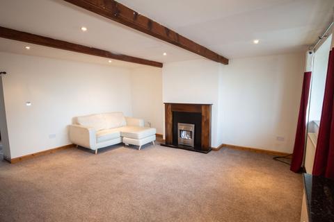 3 bedroom terraced house to rent, 546 Wakefield Road, Huddersfield, HD5