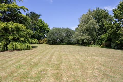 5 bedroom detached house to rent, Le Petit Catillon, Grouville, Jersey