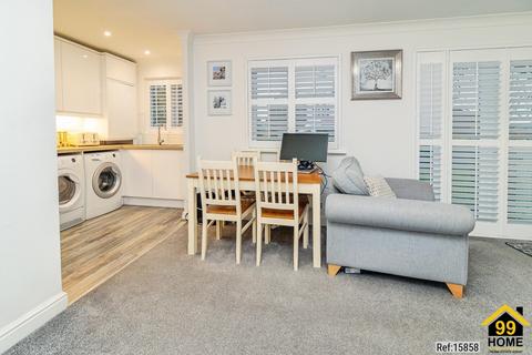 undefined, Orchard Court, Aylesbury, HP21