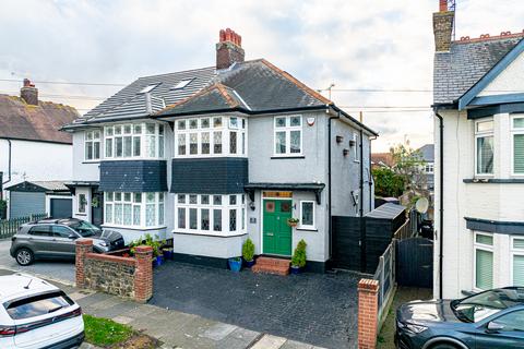 St. Clements Avenue, Leigh-on-sea, SS9