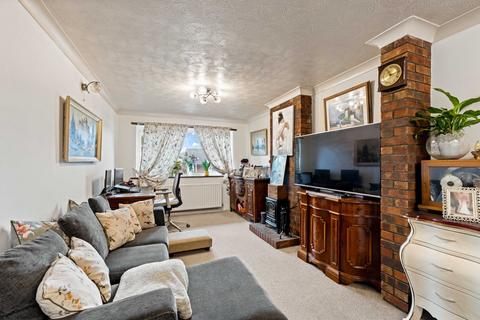 3 bedroom semi-detached house for sale, Edred Road, Dover, CT17