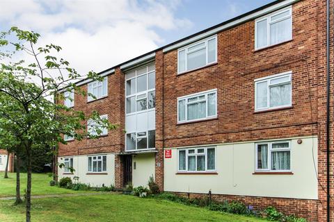 undefined, Weekes Drive, Cippenham