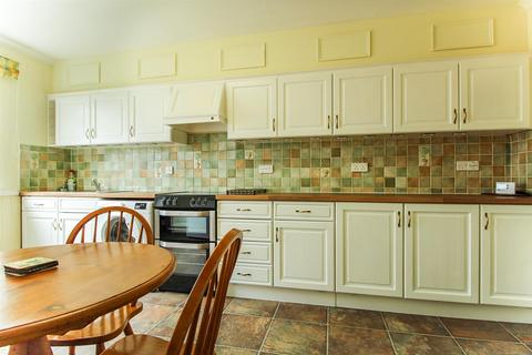 undefined, Weekes Drive, Cippenham