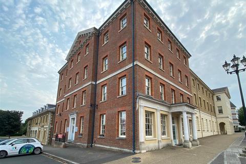 Office to rent, Queen Mother Sq Dorchester DT1 3BL
