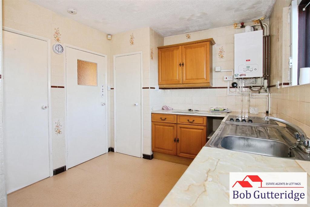 Fitted kitchen