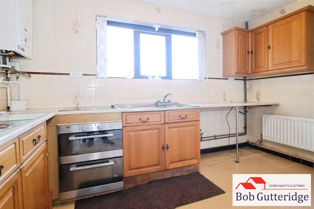 Fitted kitchen