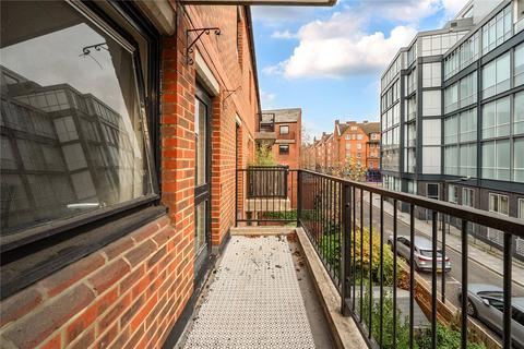 2 bedroom maisonette for sale, Cooper Close, London, SE1