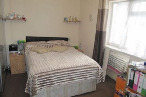 undefined, Henshawe Road, Dagenham, RM8