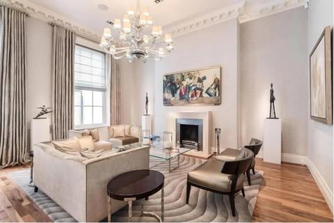 4 bedroom flat to rent, Upper Grosvenor Street, London W1K